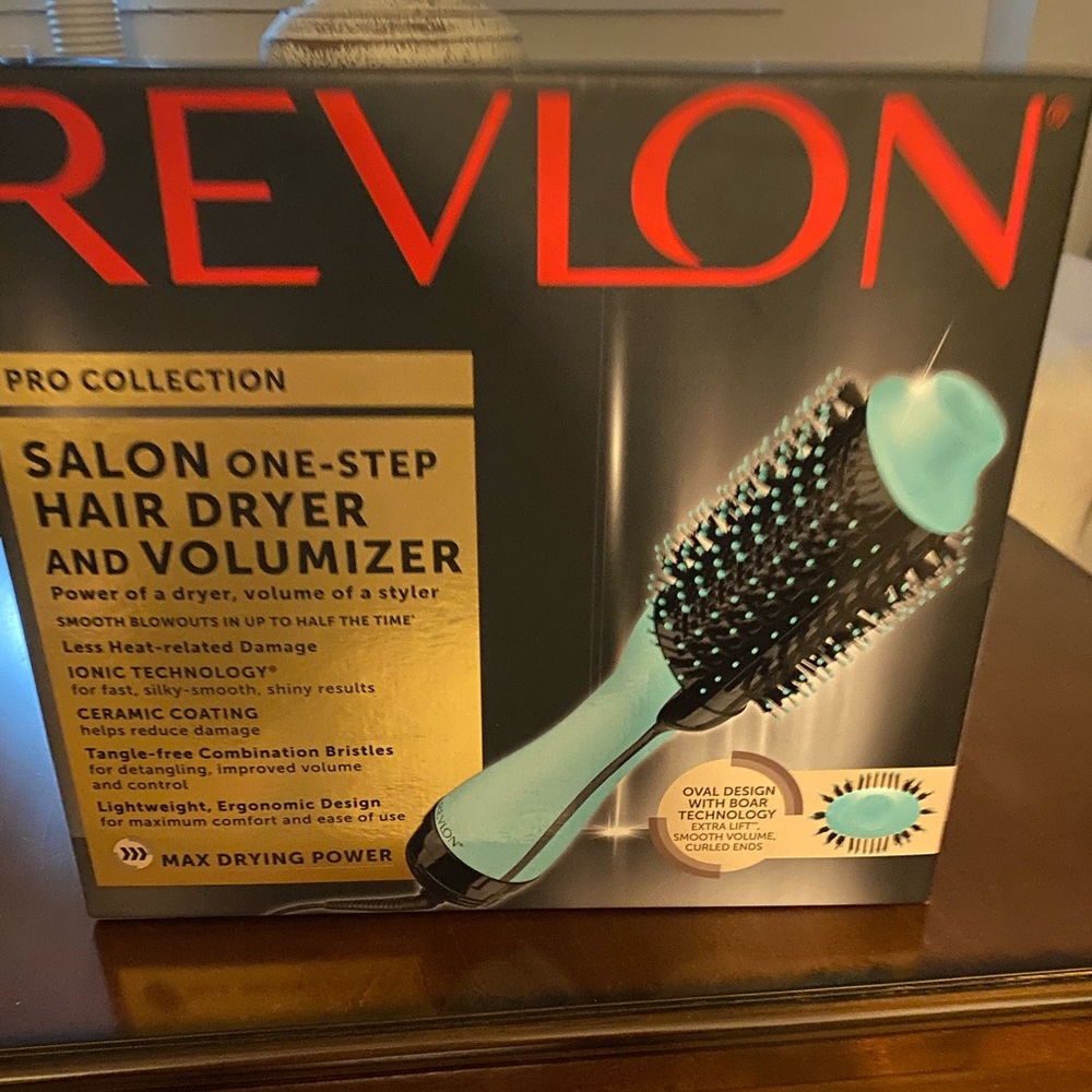 Brand New- Revlon hair dryer brush